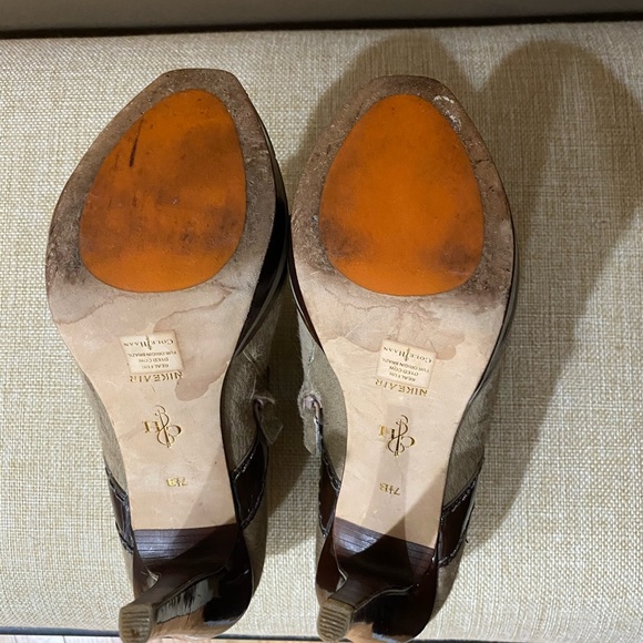 Cole Haan Kiltie bootie - Picture 5 of 6